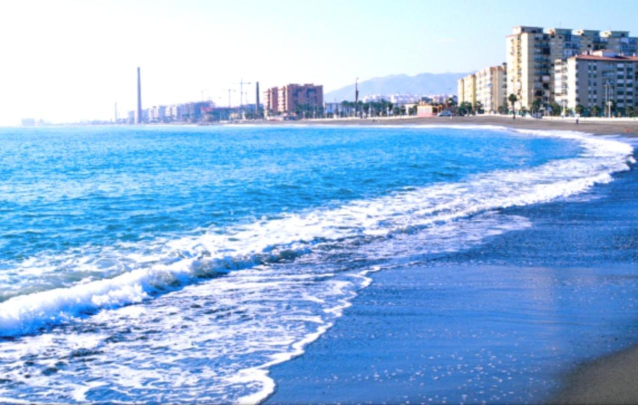 Habitacion Doble En Apartamento Compartido Dream In Malaga, Junto A Vialia Y Playa Esterno foto