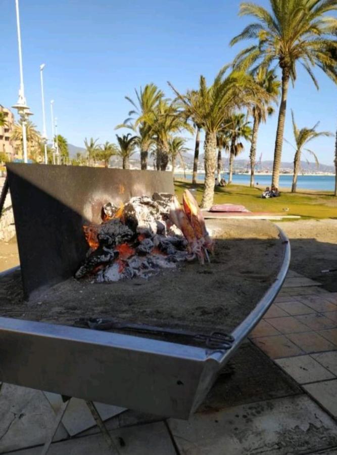 Habitacion Doble En Apartamento Compartido Dream In Malaga, Junto A Vialia Y Playa Esterno foto